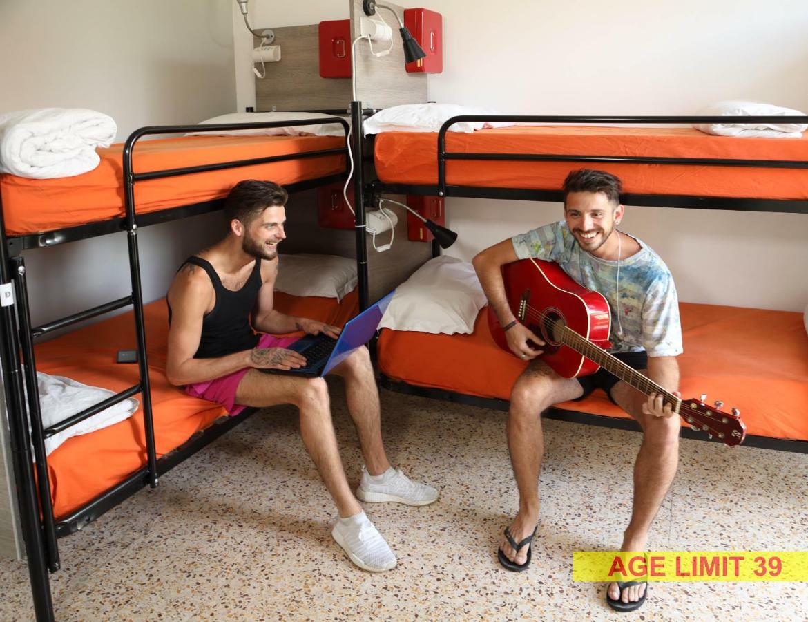 Jammin' Hostel & Bar Rimini Buitenkant foto