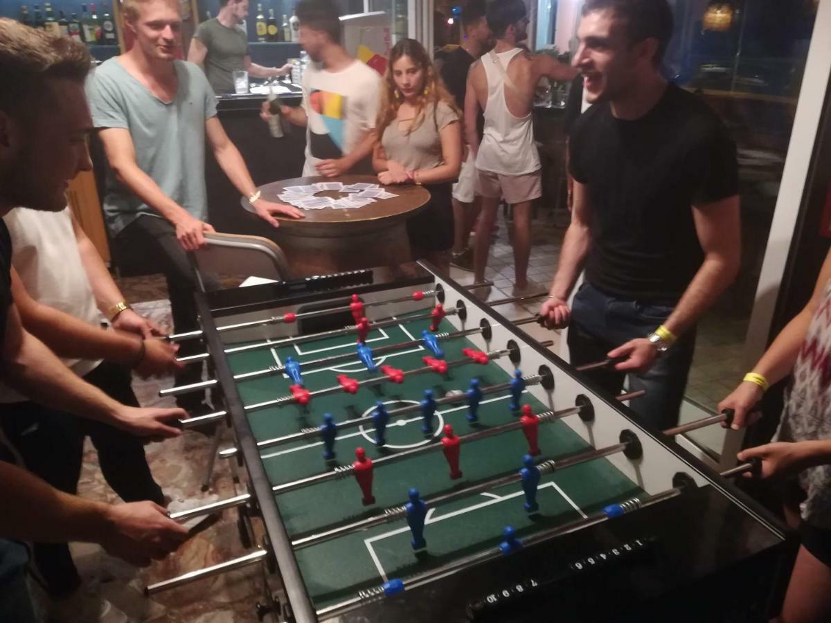 Jammin' Hostel & Bar Rimini Buitenkant foto